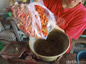 Harga Cabai-Bawang di Blitar Mulai Naik Sepekan Jelang Ramadhan Harga Cabai-Bawang di Blitar Mulai Naik Sepekan Jelang Ramadhan