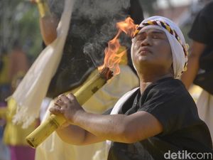 Pemkab Jelaskan Sebab Tokoh Spiritual Bugis Bissu Tak Hadir HUT Bone ke-692 Pemkab Jelaskan Sebab Tokoh Spiritual Bugis Bissu Tak Hadir HUT Bone ke-692