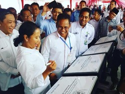 Cerita Indradjaja Wisudawan Tertua di ITS, Ditolak Tesis 10 Kali