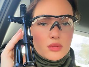 7 Pesona Ratu Kecantikan Ukraina yang Dirumorkan Beralih Jadi Tentara Perang