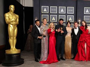 Goodie Bag Oscar 2022 Nilainya Rp 1,4 Miliar, Ada Voucer Operasi Plastik Goodie Bag Oscar 2022 Nilainya Rp 1,4 Miliar, Ada Voucer Operasi Plastik