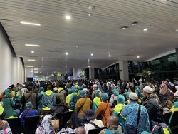 Viral Antrean Panjang PCR di Kedatangan Luar Negeri, Ini Kata Satgas