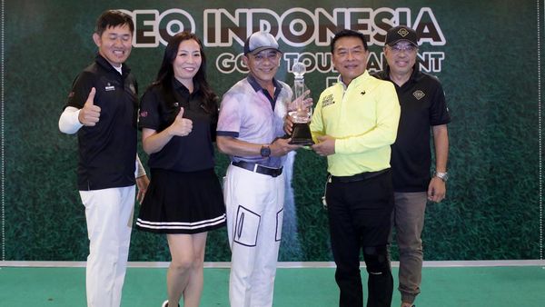 Bangun Solidaritas dan Keakraban dalam Turnamen Golf