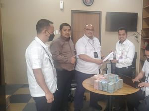 Reza Arap Balikin Rp 950 Juta di Kasus Doni Salmanan, Sebagian Duit Sendiri Reza Arap Balikin Rp 950 Juta di Kasus Doni Salmanan, Sebagian Duit Sendiri