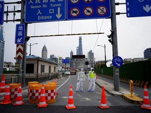 Shanghai Mau Buka Lockdown meski Kasus COVID Naik Terus Shanghai Mau Buka Lockdown meski Kasus COVID Naik Terus