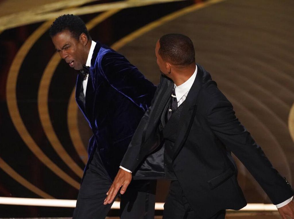 Will Smith Akui Hilang Kendali Tampar Chris Rock di Oscar 2022