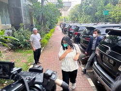 Dea OnlyFans Penuhi Wajib Lapor di Polda Metro Siang Ini