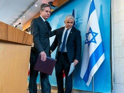 Di Tengah Konflik dengan Iran, Diplomat AS dan Saudi Bertemu di Israel