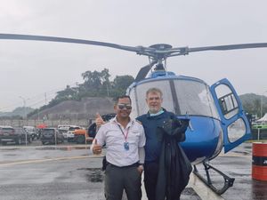 Kisah Kapten Pasek Jadi Pilot Heli MotoGP Mandalika Kisah Kapten Pasek Jadi Pilot Heli MotoGP Mandalika