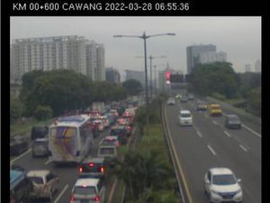 Tol Dalam Kota Cawang-Pancoran Macet Pagi Ini