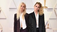 8 Foto Dylan Meyer yang Sudah Resmi Menikah dengan Kristen Stewart