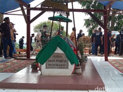 Cerita Ibu Gajah Mada Dewi Andongsari Dimakamkan di Bukit Ratu Lamongan