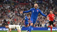 Luke Shaw kerap inkonsistensi bersama Manchester United. Kalau sama Timnas Inggris, Shaw menjelma jadi bek kiri yang tangguh (Getty Images)