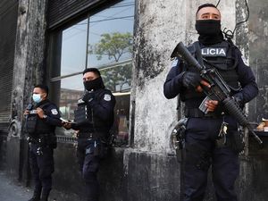 Pembunuhan Geng Meningkat, El Savador Umumkan Keadaan Darurat