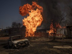 10 Tewas saat Roket Uragan Rusia Hancurkan Gedung 5 Lantai di Donetsk