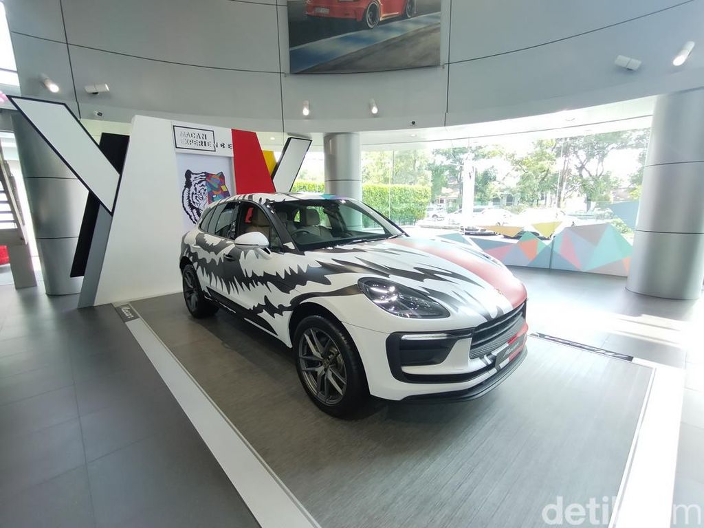 Porsche Macan Sasar Kaum Hawa Surabaya