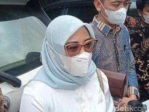 Doddy Sudrajat Nggak Hadir Lagi di Sidang Cerai, ke Mana? Doddy Sudrajat Nggak Hadir Lagi di Sidang Cerai, ke Mana?