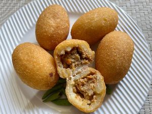 Resep Combro yang Empuk Pulen dan Pedas untuk Teman Ngopi