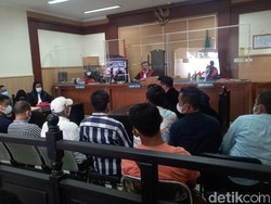 Sidang Penipuan Emas Skema Ponzi, Penggugat Serahkan Bukti Transaksi