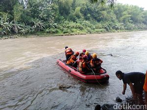 Kronologi Anak 8 Tahun Tenggelam Cari Ikan Saat Waduk Blitar Dikuras Kronologi Anak 8 Tahun Tenggelam Cari Ikan Saat Waduk Blitar Dikuras