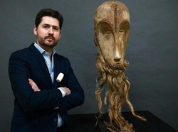 Topeng Afrika nan Sakral Laku Rp 66 Miliar, Picu Kontroversi