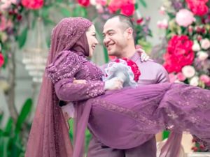 Sosok Venna Melinda yang Laporkan Suaminya KDRT ke Polisi Sosok Venna Melinda yang Laporkan Suaminya KDRT ke Polisi