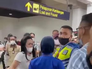 Viral Antrean Penumpang Tunggu Bagasi di Terminal 2D, Lion Air Minta Maaf