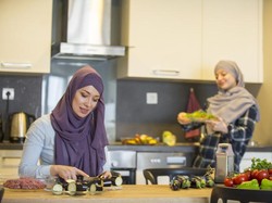 Masakan Buatan Rumah yang Nikmat untuk Sahur dan Berbuka Puasa