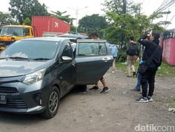 Pengungsi Afghanistan Batal Demo ke DPRD Sidoarjo Gegara Kelelahan Longmarch