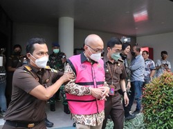 Praperadilan Eks Dirut Taspen Life Ditolak, Status Tersangka Sah