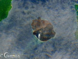 Asal-usul Nama Gunung Krakatau