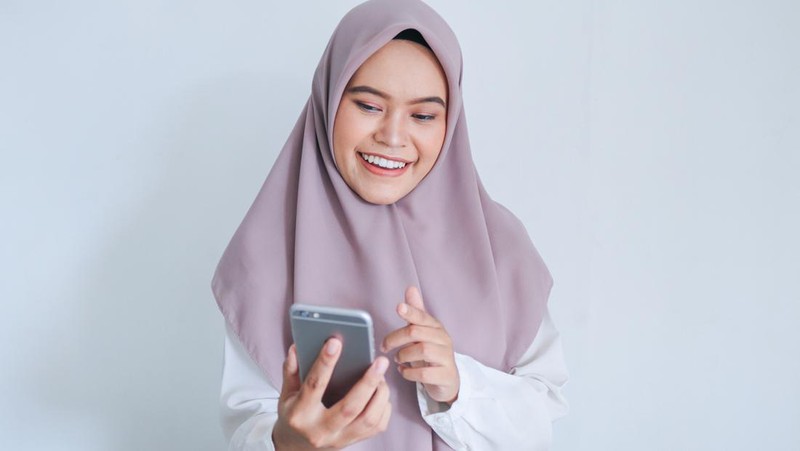 5 Fakta Memberi Bisa buat Makin Bahagia