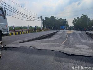Jembatan Balun di Jalan Nasional Lamongan-Babat Ambles, Ini Penampakannya