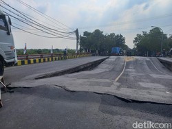 Jembatan Balun di Jalan Nasional Lamongan-Babat Ambles, Ini Penampakannya