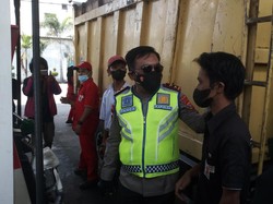 Sopir Truk Curhat Solar Langka, Kapolda Sumut Janji Cek Penyebabnya