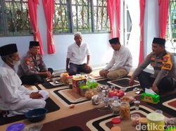 Umrohkan Kiai Kampung, Kapolresta Banyuwangi: Apresiasi Bagi Figur Panutan