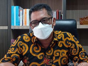 Warga Surabaya Boleh Bagi-bagi Takjil Saat Ramadan, Tapi... Warga Surabaya Boleh Bagi-bagi Takjil Saat Ramadan, Tapi...