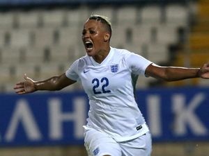 Curhat Eks Pemain Kulit Hitam Inggris: Dihalang-halangi Jadi Pelatih