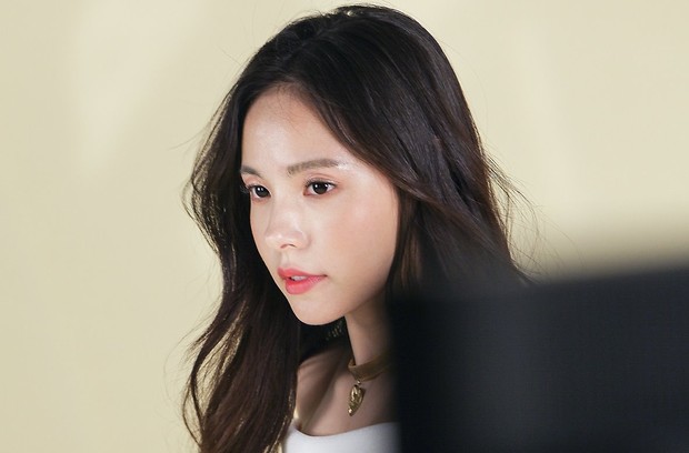 Walaupun sudah tak aktif di dunia hiburan, Min Hyo Rin dulunya sempat berada di JYP Entertainment