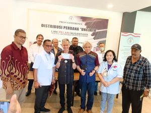 Fariz RM Terharu Dapat Rp 12,5 Juta dari Royalti Lagu Fariz RM Terharu Dapat Rp 12,5 Juta dari Royalti Lagu