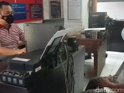 Maling Kotak Amal yang Viral Ditelanjangi Ngaku Butuh Uang Obati Istri Kanker