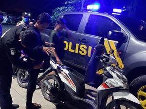 Polda Riau Gelar Operasi Khusus Jelang Ramadan, Preman-Ribuan Miras Diamankan Polda Riau Gelar Operasi Khusus Jelang Ramadan, Preman-Ribuan Miras Diamankan