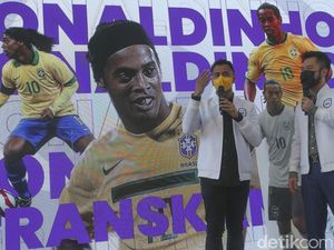 Sesumbar Raffi Ahmad Tak Mau Kalah Saing dengan Ronaldinho Sesumbar Raffi Ahmad Tak Mau Kalah Saing dengan Ronaldinho
