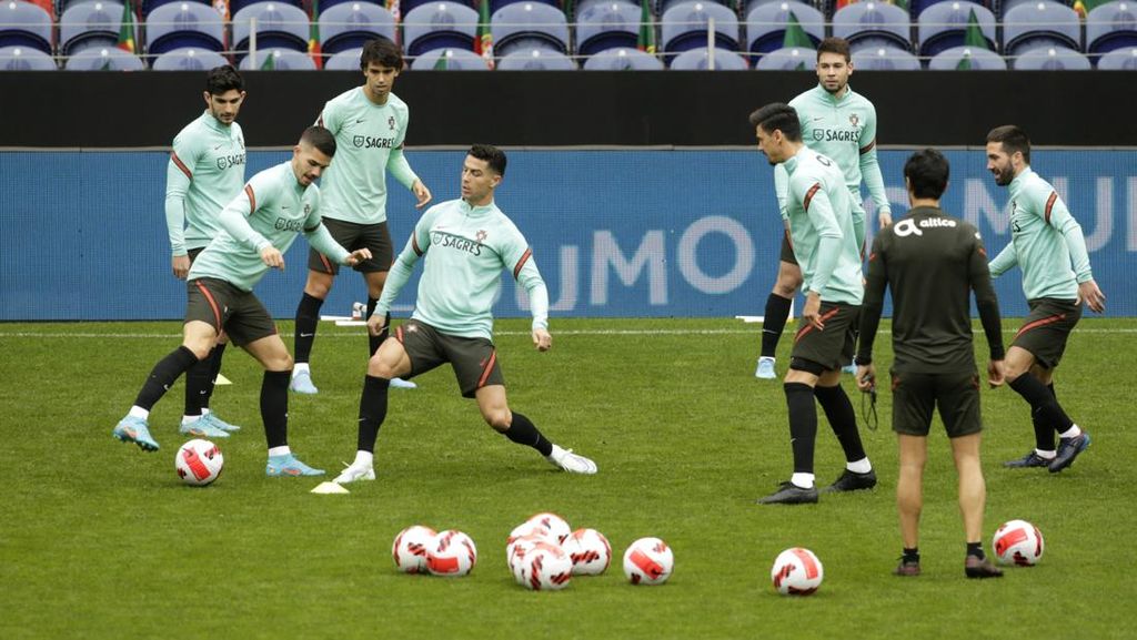 Ronaldo Cs Panaskan Mesin, Incar Tempat di Piala Dunia 2022
