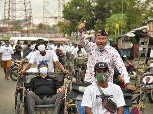 Komunitas Becak di Serang Gelar Senam Sehat-Deklarasi Dukung Ganjar