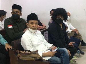 Minta Ferdinand Dibebaskan, Habib Kribo Dinasihati Hakim Minta Ferdinand Dibebaskan, Habib Kribo Dinasihati Hakim