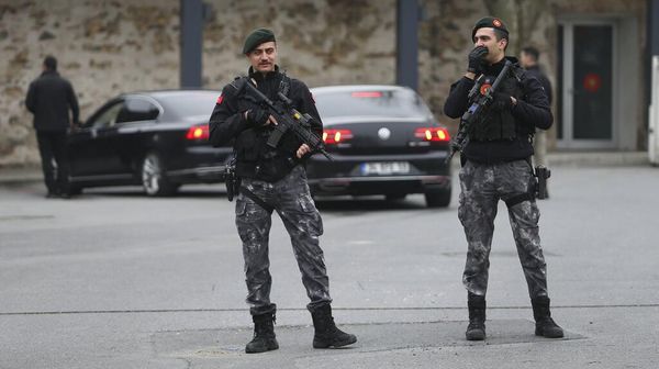 Tentara Bersenjata Jaga Perundingan Rusia-Ukraina di Turki