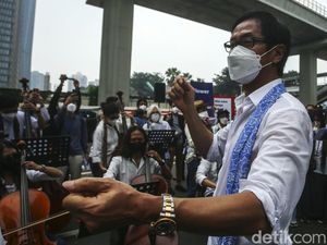 Addie MS Ajak Rusia Stop Perang Lewat Lagu Rayuan Pulau Kelapa