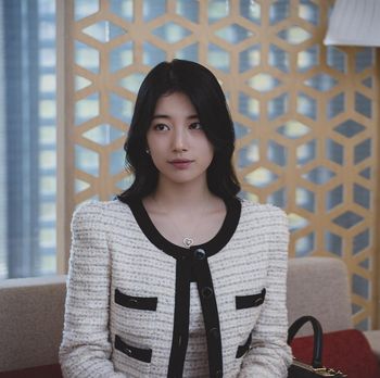 Bae Suzy dalam teaser 'Anna'