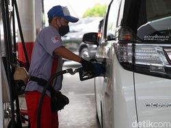 Ragam Protes Warga Jelang Kenaikan Harga Pertamax Besok!